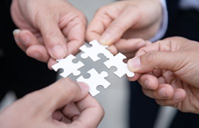 将技术创新和环境保护作为企业发展的重要基石